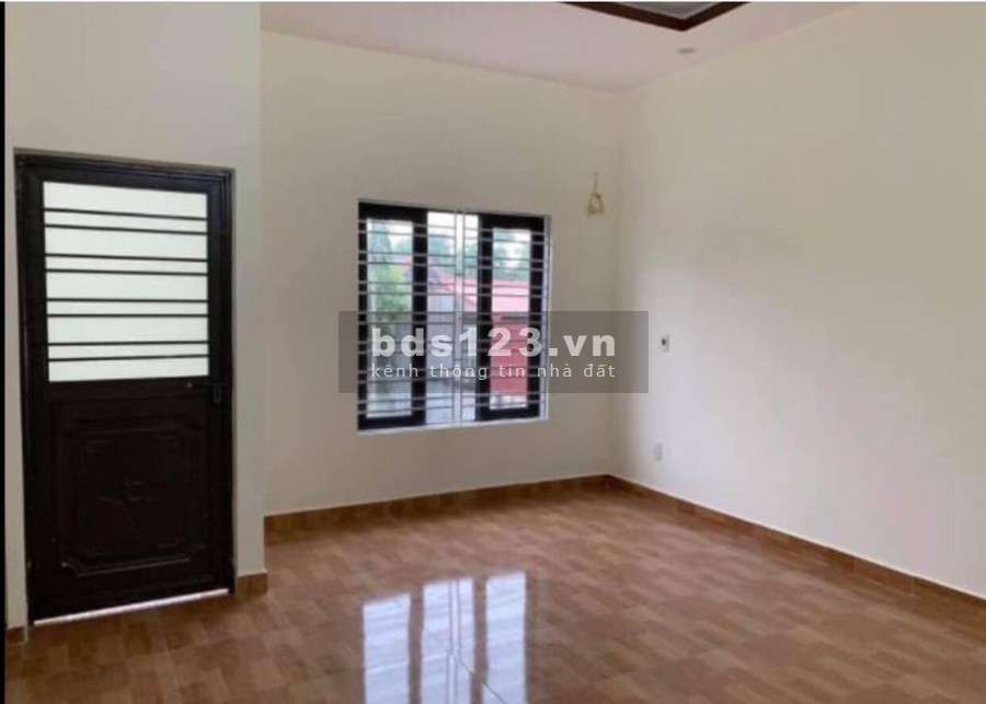 Vay BANK bán GẤP nhà 3 Tỷ, 35m2, 2 Tầng, Lê Đại Hành, Quận 11.