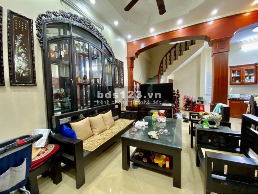 Bán gấp nhà riêng, mặt tiền Trần Xuân Soạn, Q7, 70m2, chỉ 7,3 tỷ