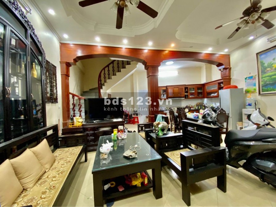 Bán gấp nhà riêng, mặt tiền Trần Xuân Soạn, Q7, 70m2, chỉ 7,3 tỷ