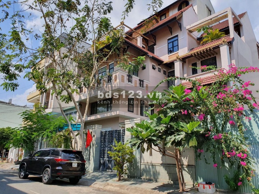 Cho thuê/bán biệt thự ở Quận 6, TP Hồ Chí Minh