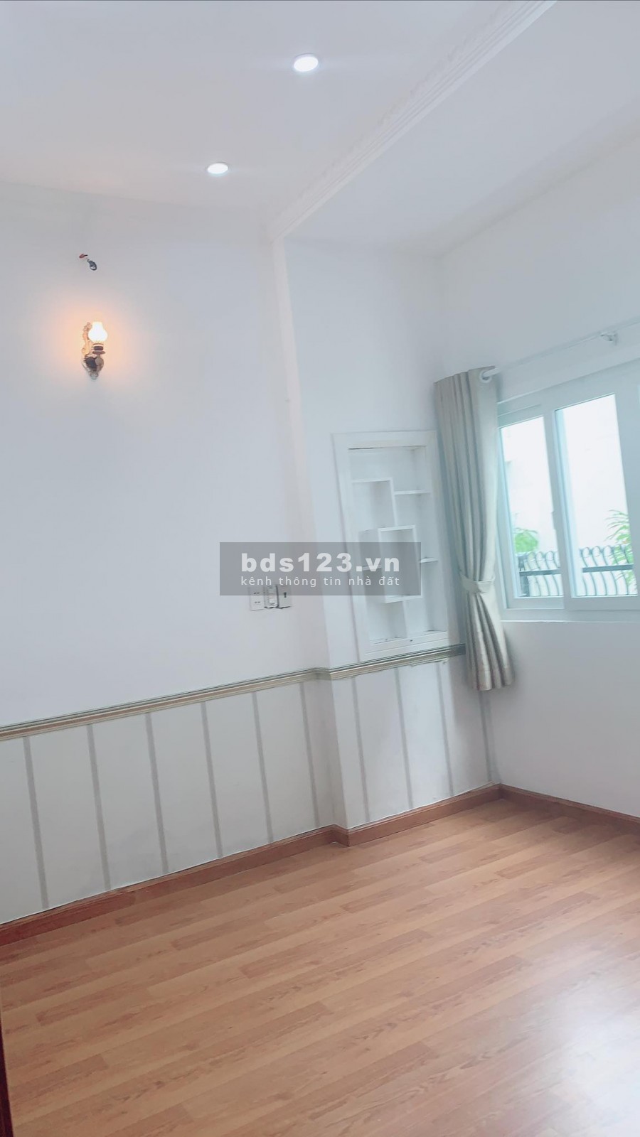 Cần bán nhà Thích Quảng Đức, Phú Nhuận, giá chỉ 4.95 tỷ