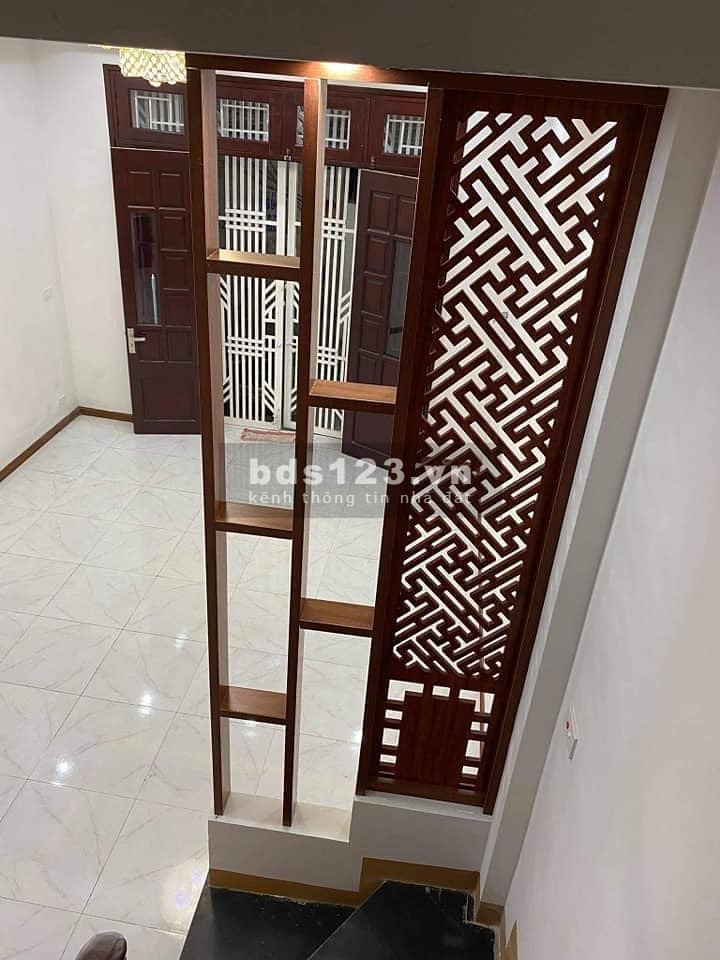 Bán nhà đường Lê Hồng Phong, DT: 3m8 x 10m, 1 trệt 2 lầu, Giá 4 tỷ 950.