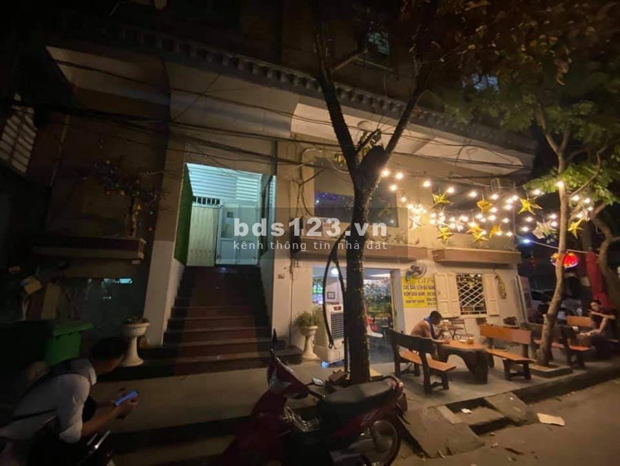 Bán nhà mặt phố Hoa Bằng, lô góc, ô tô, vỉa hè, kd, 60m2, 10 tỷ.