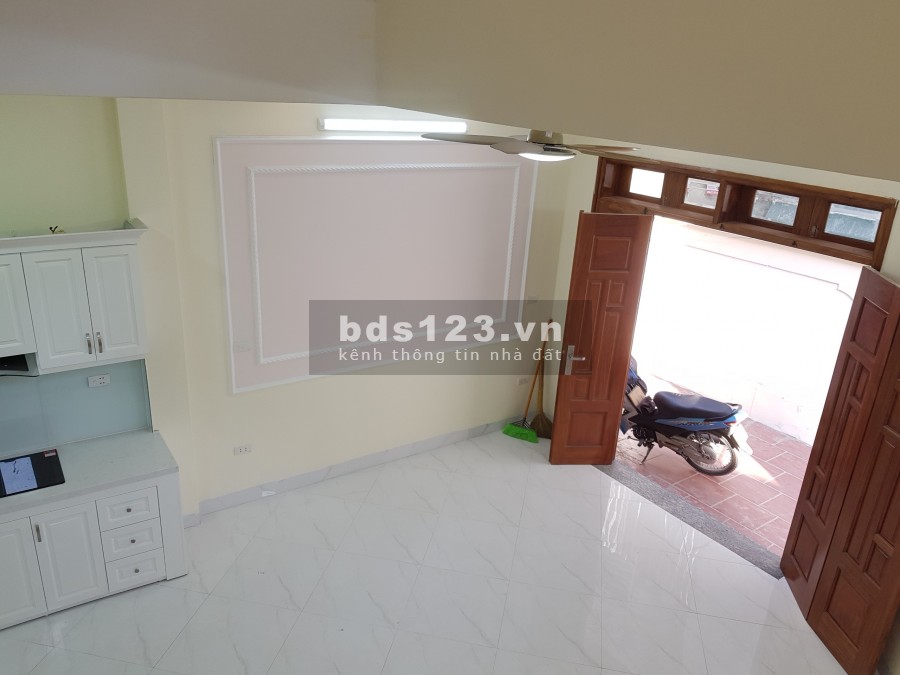 BÁN NHÀ PHỐ TRẠM, LONG BIÊN - 32M2 x 5 TẦNG - CĂN GÓC, Ô TÔ CÁCH 15M [2.18 TỶ]