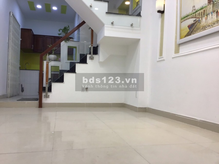 Bán nhà 1 trệt 1 lầu 24m2 hẻm 220 Hoàng Hoa Thám, Phường 5, Bình Thạnh, giá 3.65 tỷ