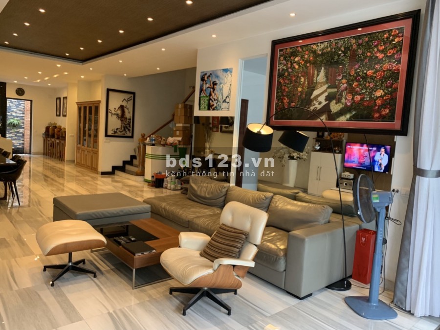 Bán Biệt Thự Khu Nam Long Trần Trọng Cung. Dt: 8x25m trệt 2 lầu giá 21.5 tỷ
