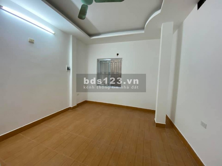 BÁN NHÀ ĐẸP KHÂM THIÊN, 3 TẦNG, 3 NGỦ CHỈ 2 TỶ