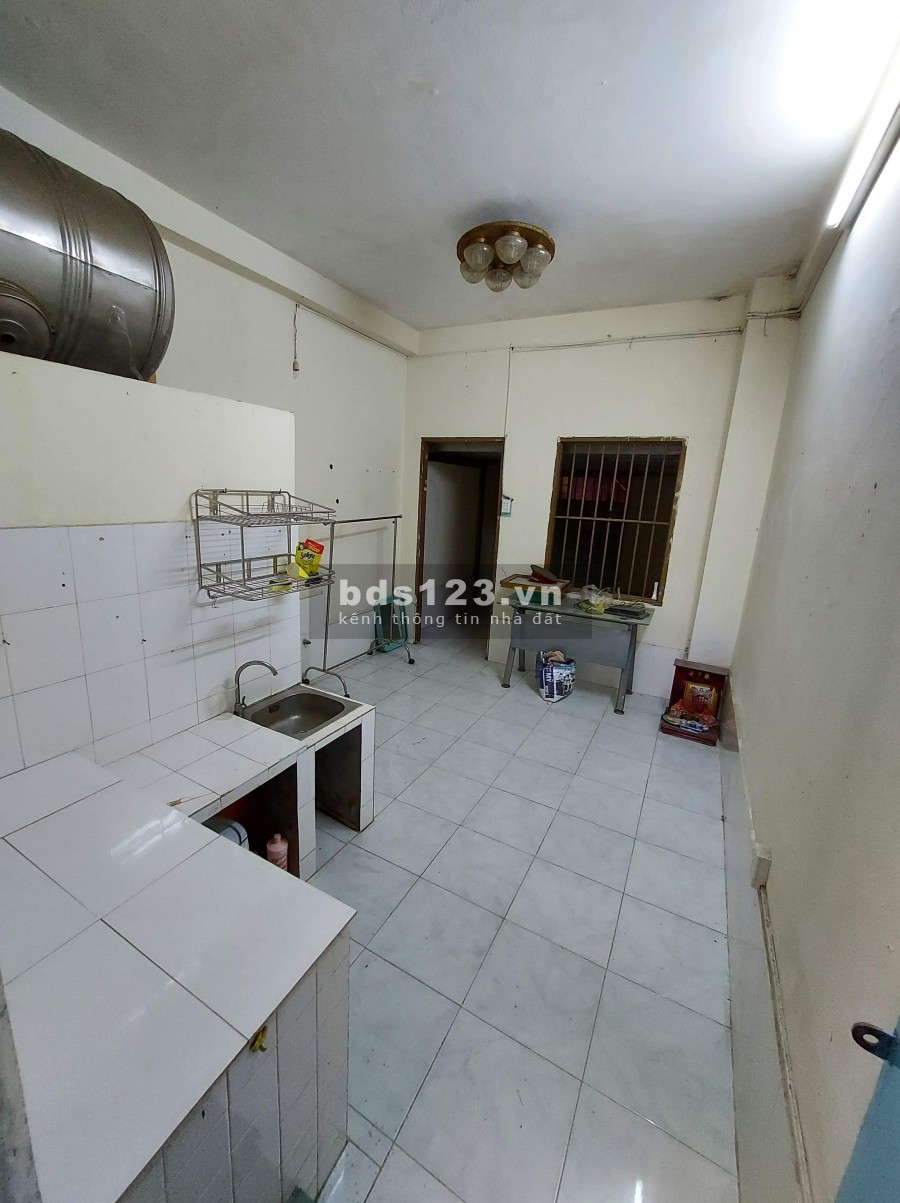 Nhà nguyên căn, có gác, dt 40m2 Hem XH 158.P12.Tân Bình