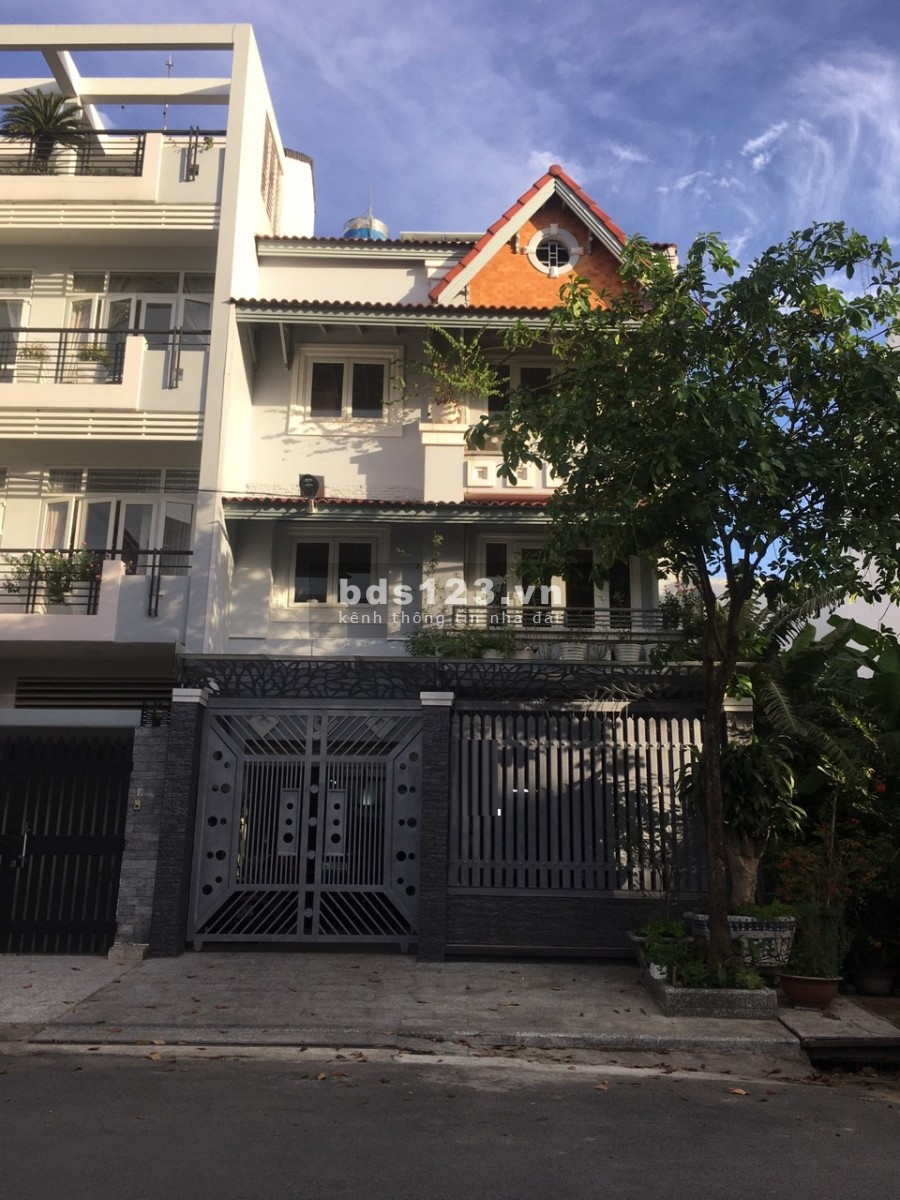 Nguyễn Văn Luông_ mặt tiền ngang 7m . Vị trí đắc địa