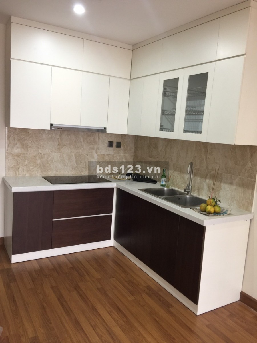 Cho thuê căn hộ chung cư A10 Nguyễn Chánh 90m2, 3Pn nhà mới, thoáng 12Tr/Tháng