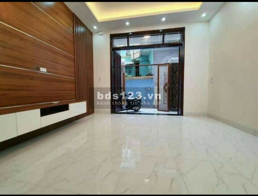 Bán nhanh căn nhà khách gửi, nằm gần The Sol city, Hưng Long_Bình chánh, SHR