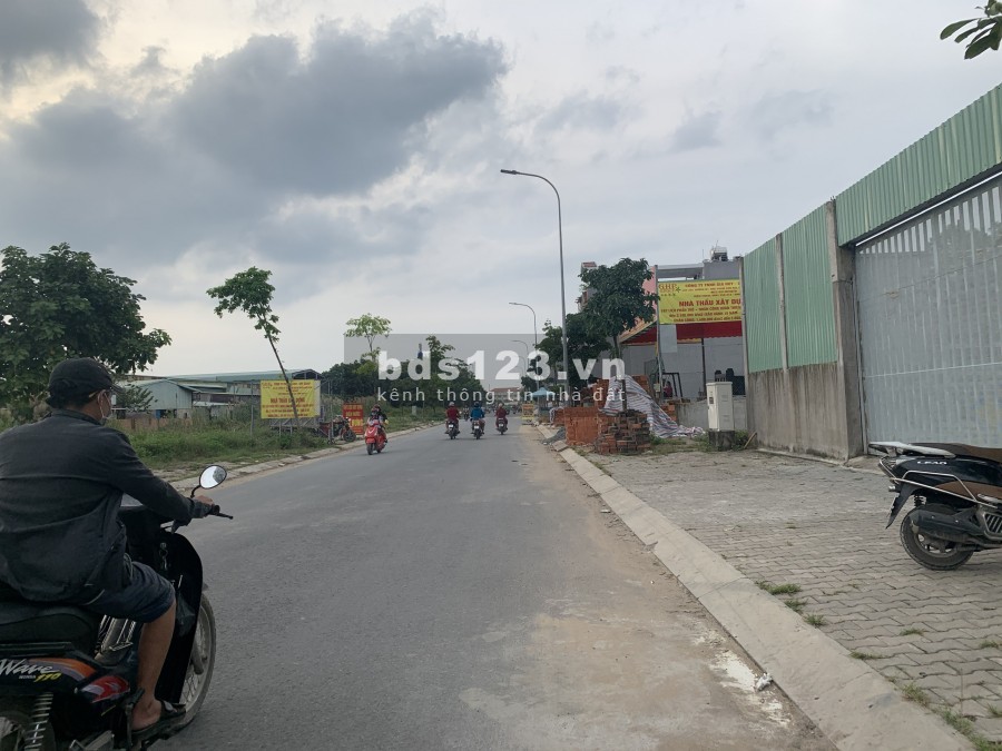 Bán Đất Đường Số 7 Liền Kề KDC Tên Lửa Aeon Mall Bình Tân Sổ Hồng Riêng