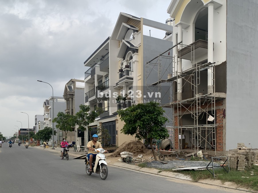 Bán 2 Lô Liền Kề Đường Số 7 Trần Văn Giàu Gần Aeon Mall KDC Tên Lửa Bình Tân Bến Xe Miền Tây
