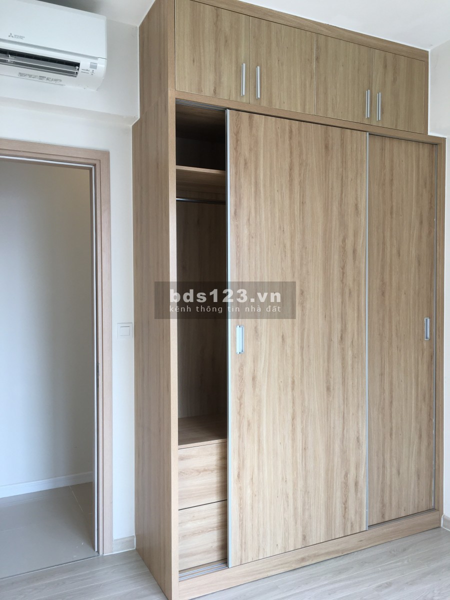 Căn hộ Palm Height 3PN, NTCĐT như hình, tầng cao,view đẹp thoáng má, 15 triệu . LH: 0902.685087