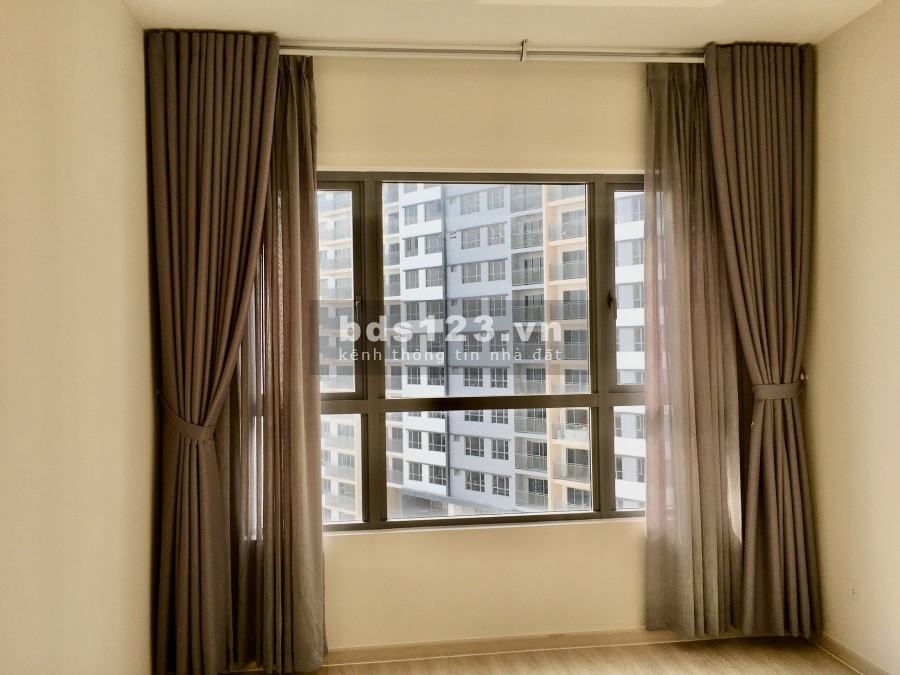 Căn hộ Palm Height 3PN, NTCĐT như hình, tầng cao,view đẹp thoáng má, 15 triệu . LH: 0902.685087