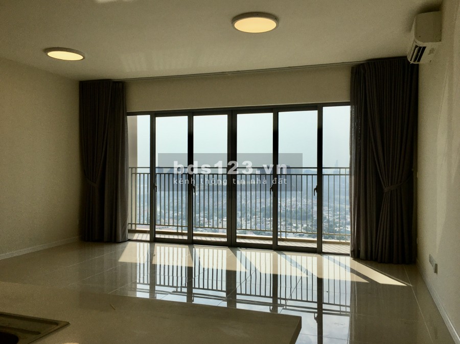 Căn hộ Palm Height 3PN, NTCĐT như hình, tầng cao,view đẹp thoáng má, 15 triệu . LH: 0902.685087