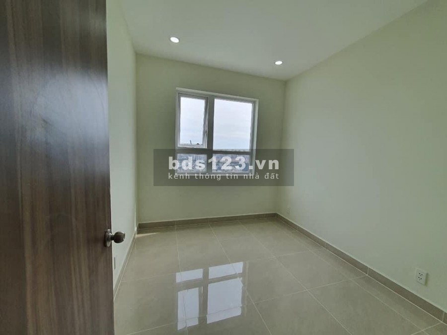 Tôi cho thuê nhanh căn hộ Topaz Elite cầu chữ Y Q8, Block Dragon. 78m2 2pn 2wc giá rẻ