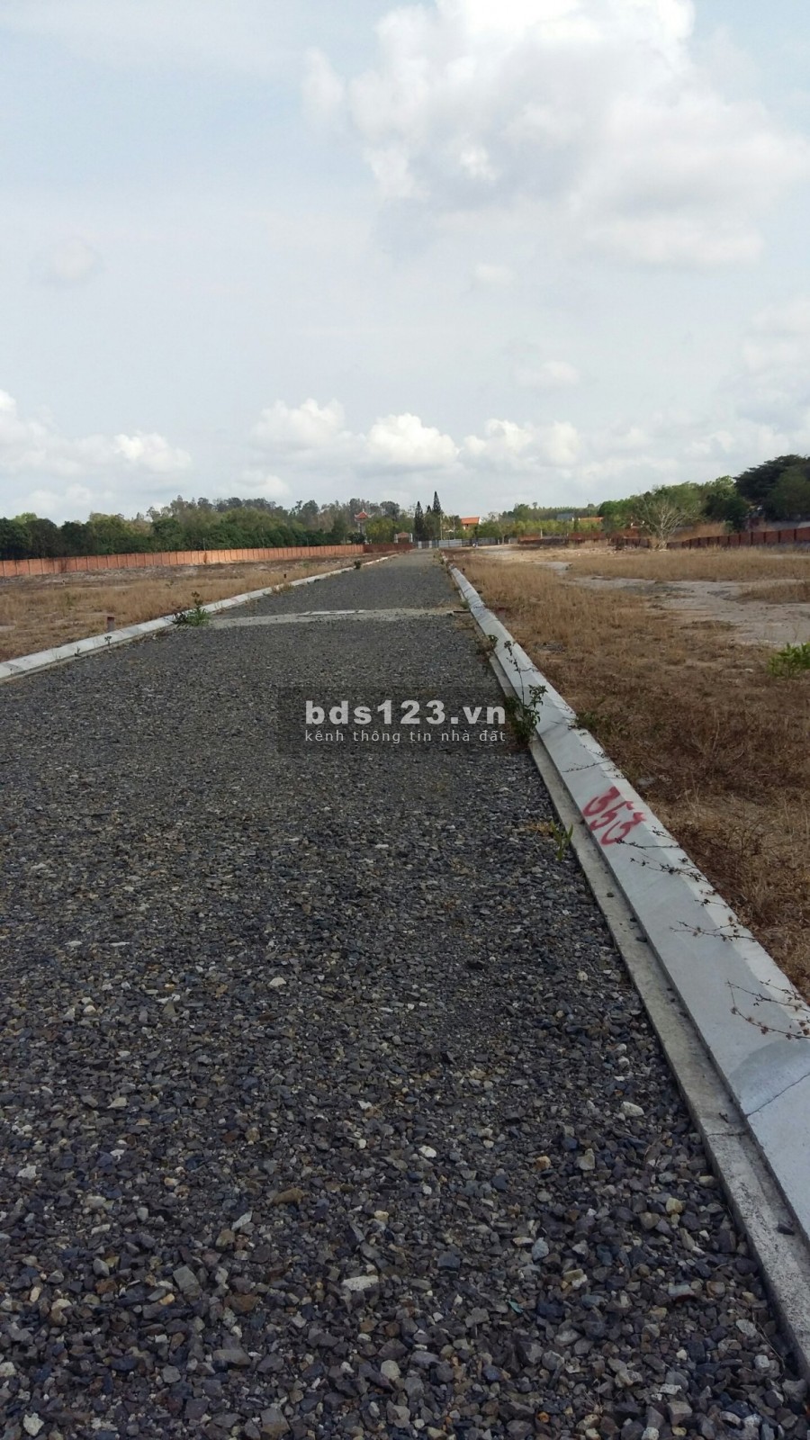 Đất trung tâm Phú Mỹ giá 2tr2/m2, cách cụm cảng Cái Mép chỉ 3km , SHR. LH : 091.333.0147