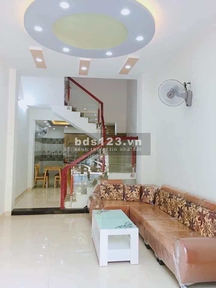 Cần ra gấp 1 căn nhà 40m2 gần chợ Bình Thành Giá yêu thương chỉ có 1 tỷ 980 triệu.