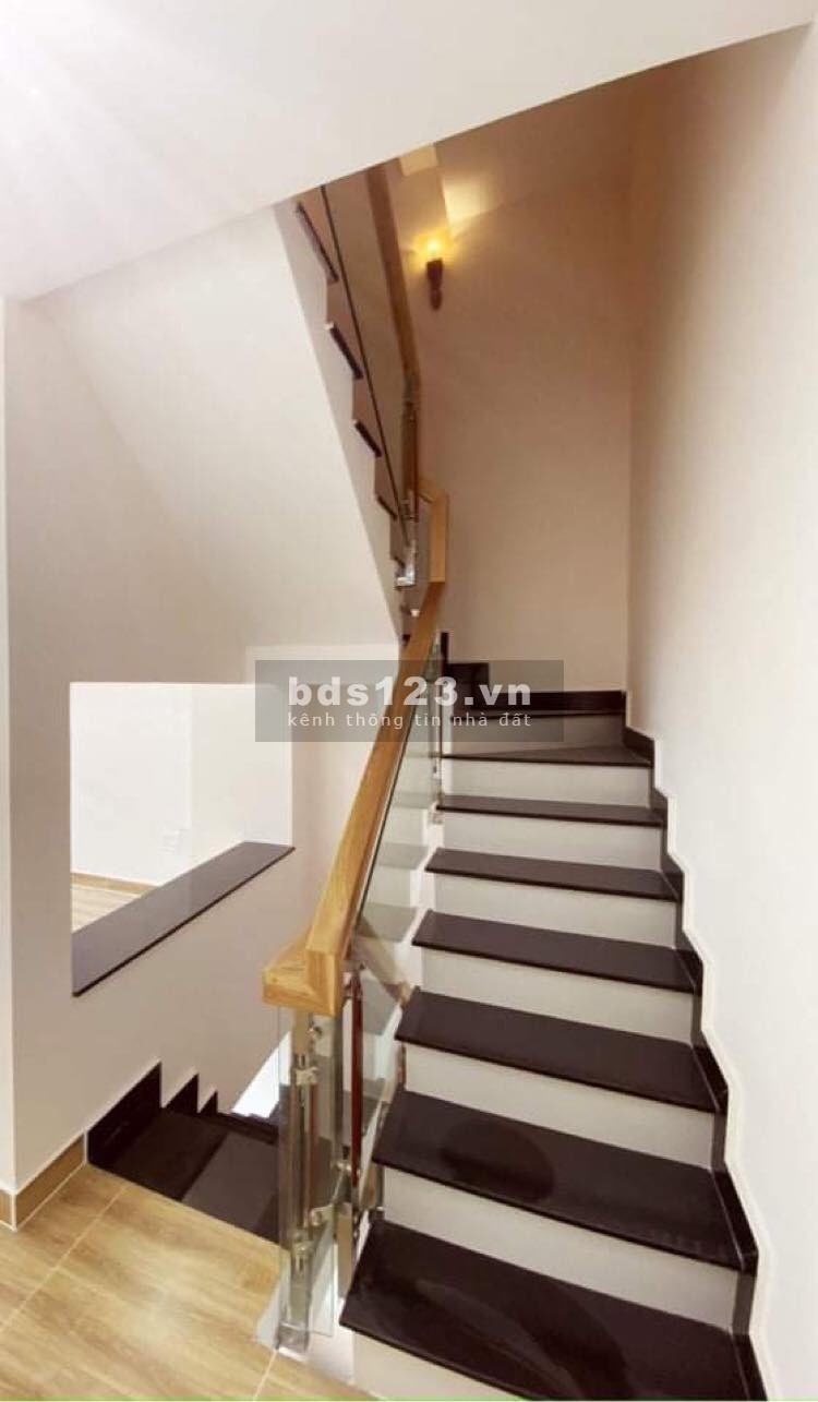 Cần bán nhà Hoàng Hoa Thám, Bình Thạnh, giá chỉ 8.1 tỷ