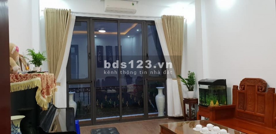 NHÀ ĐẸP, CÁCH PHỐ 20M, 40m2x5tầng, MT 4,1M, 4,7Tỷ, Đội Cấn, Ba Đình.