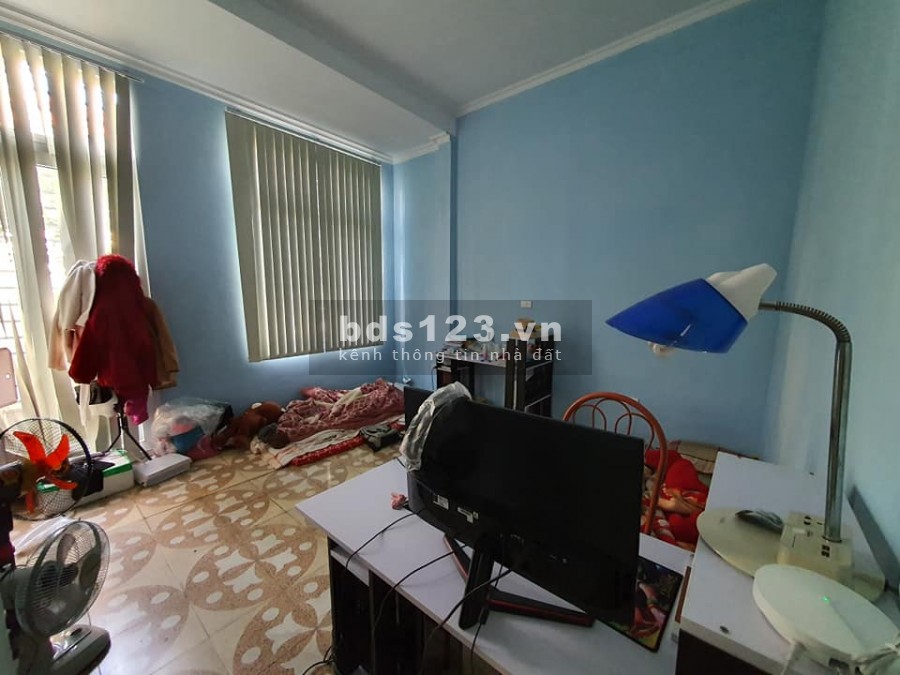 Bán căn lô góc ngõ Thái Hà, cách oto đỗ 10 bước chân, 60m2, nhỉnh 6 tỷ