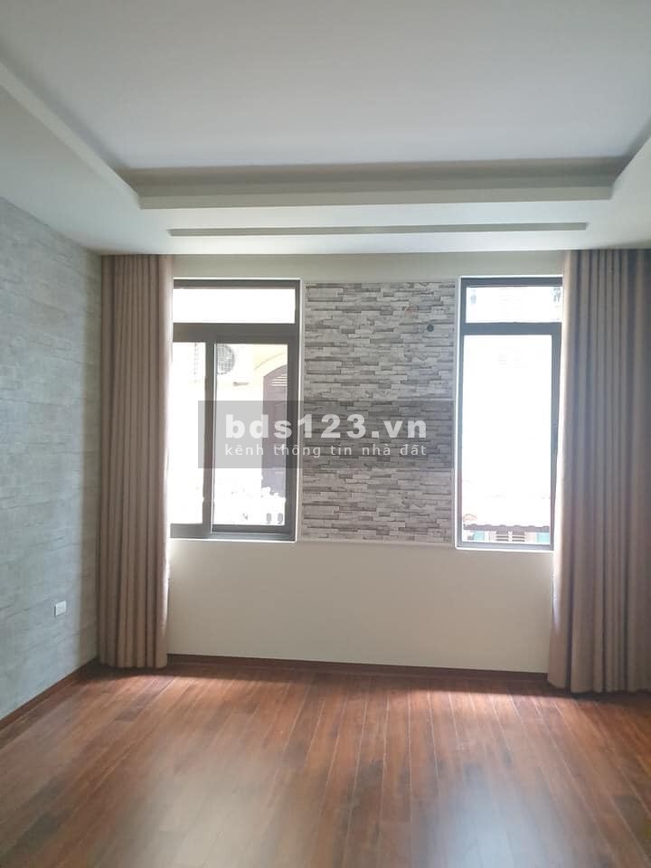 Bán nhà Phố Doãn Kế Thiện, Cầu Giấy. DT 52m2x5tầng. LH: 0846 282 986.