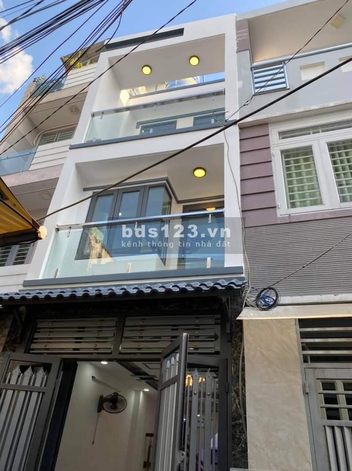 Kẹt vốn cấn bán căn nhà 41m2 Liên Khu 4 5 giá 1 tỷ 980 triệu.