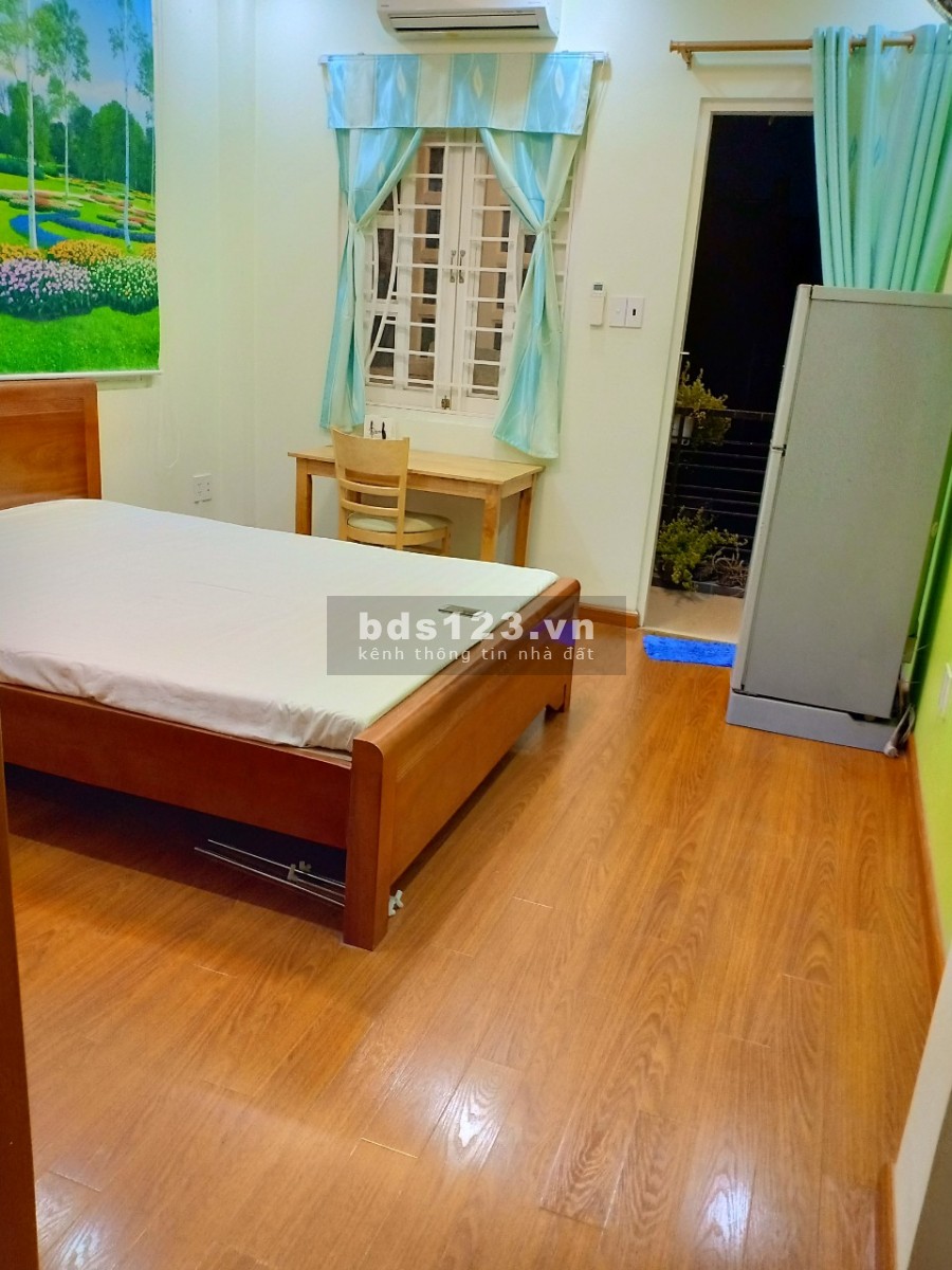 Phòng trọ đẹp, chính chủ cho thuê có ban công, có bếp tại Hồ Biểu Chánh, P.11, Phú Nhuận