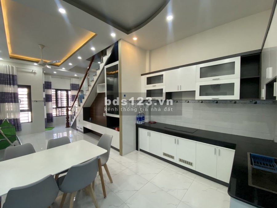 Kẹt vốn bán gấp biệt thự Oasis City,96m2 tại Mỹ Phước 4, đối diện trường ĐH việt đức