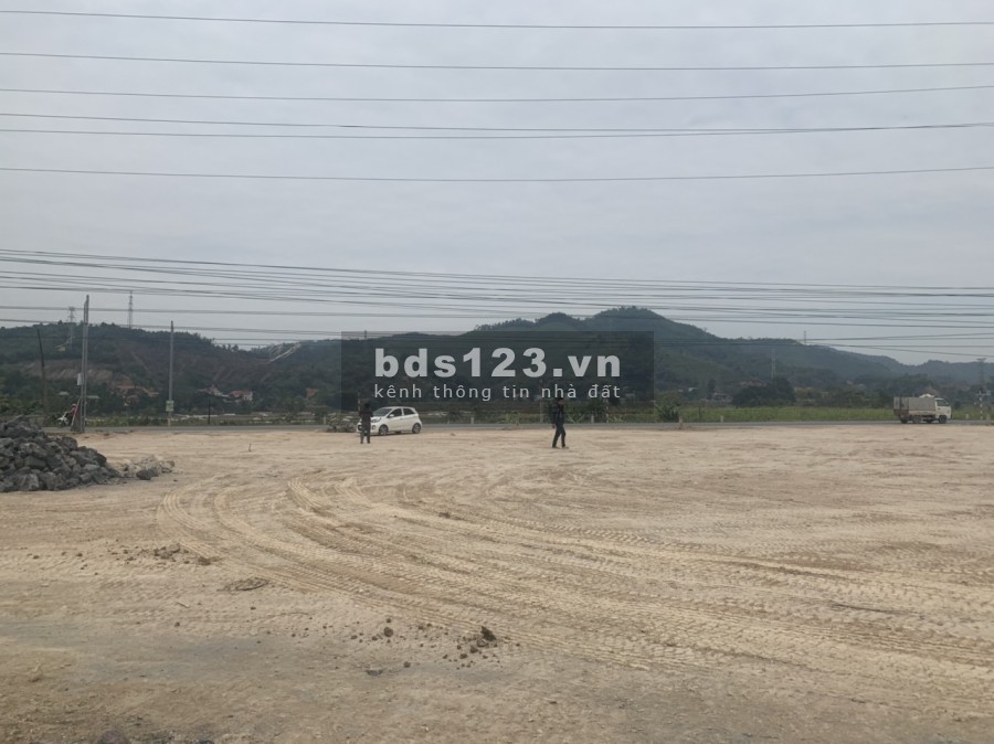 BÁN SUẤT NGOẠI GIAO ĐẤT ĐẤU GIÁ MẶT ĐƯỜNG QUỐC LỘ 6 - KỲ SƠN - TP HOÀ BÌNH. LH 0923166768