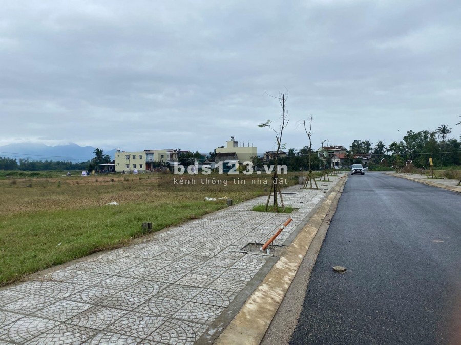 Thiệ phú CENTER- ĐẤT VỊ TRÍ VÀNg,XUÂN TRÚNg XE SANG