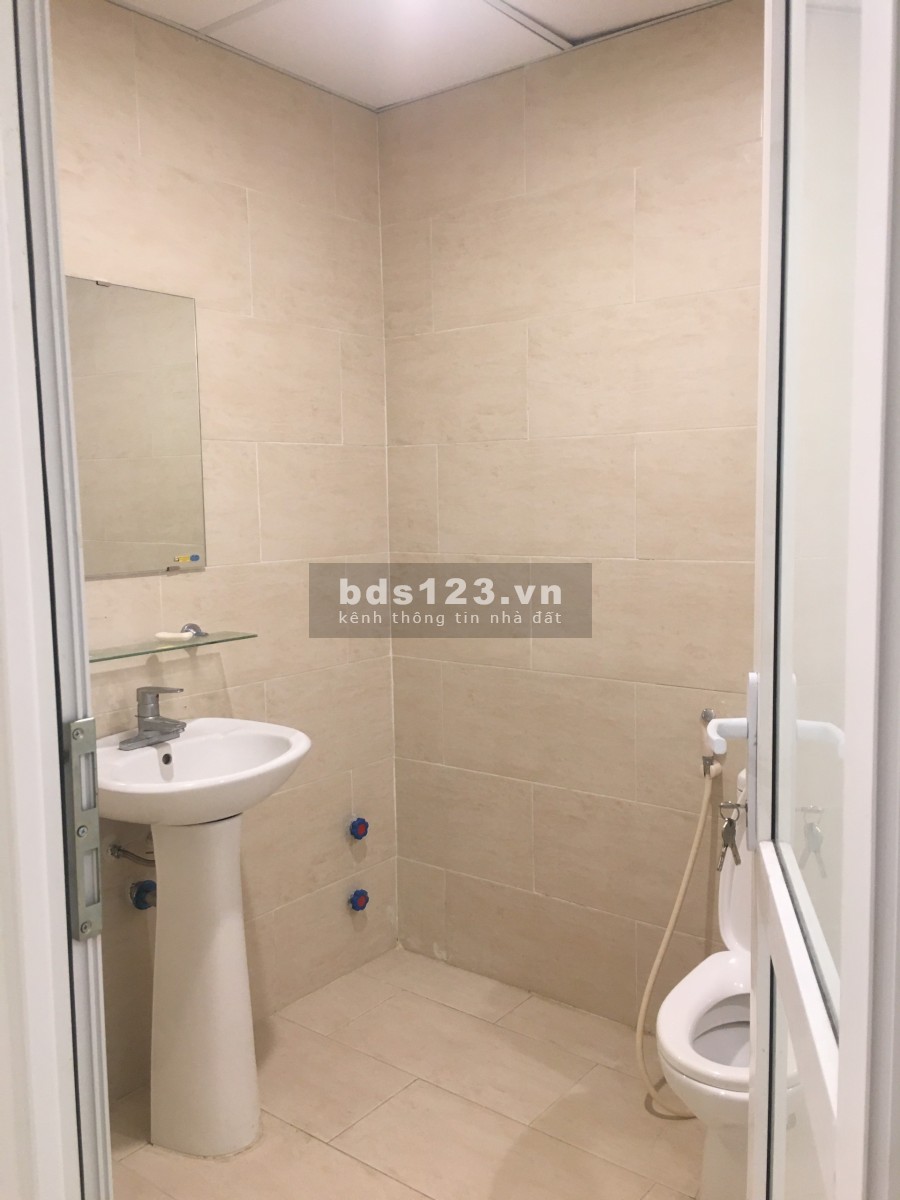 Chính chủ gửi bán hơn 30 căn hộ ở Chung cư 60 Hoàng Quốc Việt, cập nhập tháng 01/2021, giá chỉ từ 2,4 tỷ.