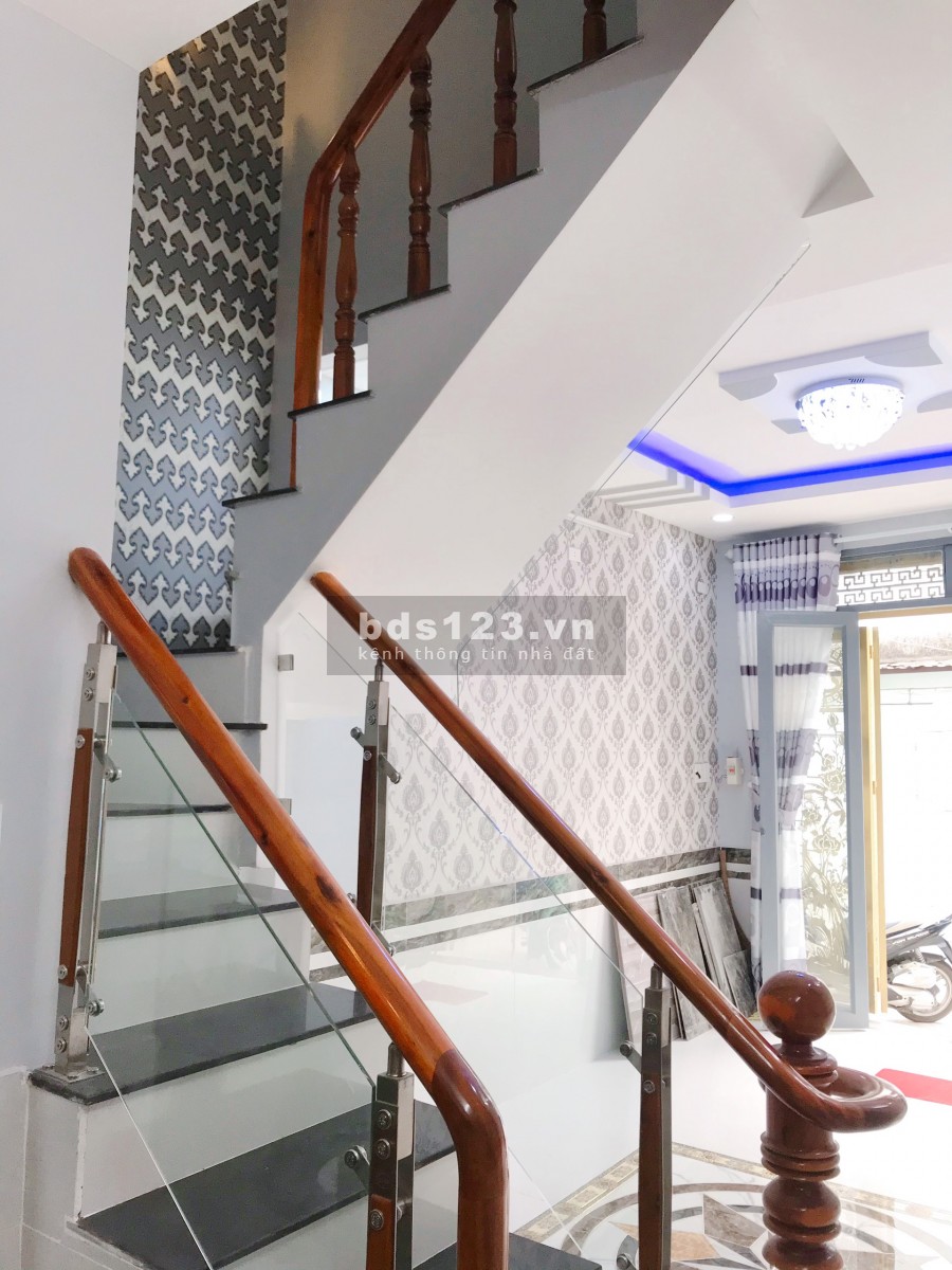 Bán nhà Trần Thị Hè, Phường Hiệp Thành SHR, 3.6mx8m, 2 lầu, hẻm nhựa 4m