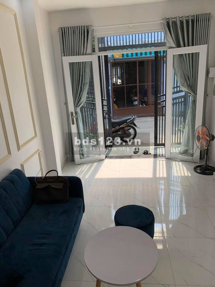 Bán nhà đường Nguyễn Thị Tú, Gần Chợ Bình Thành, 4x10m, 2 lầu, Q Bình Tân