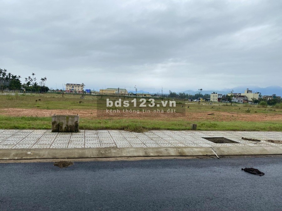 Thiệ phú CENTER- ĐẤT VỊ TRÍ VÀNg,XUÂN TRÚNg XE SANG