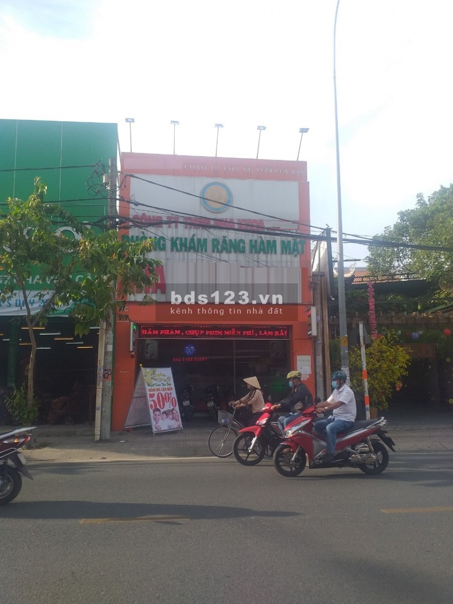 Nhà mặt tiền cần cho thuê dài hạn 4,5x20m đường Lê Đức Thọ