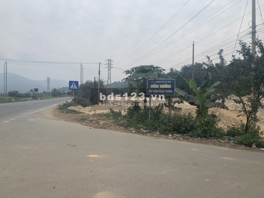 BÁN SUẤT NGOẠI GIAO ĐẤT ĐẤU GIÁ MẶT ĐƯỜNG QUỐC LỘ 6 - KỲ SƠN - TP HOÀ BÌNH. LH 0923166768