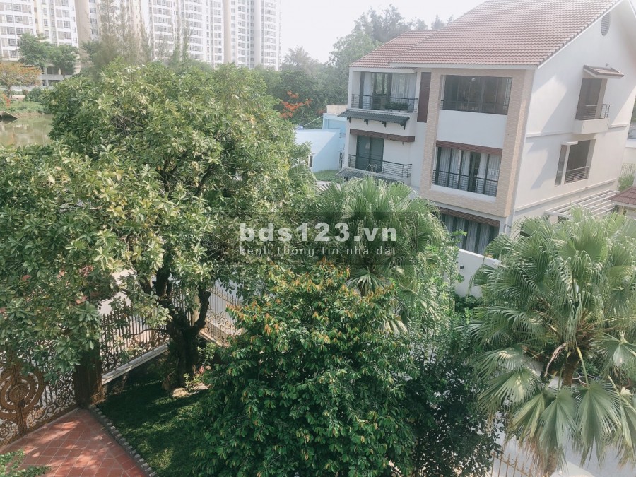 BT Sân vườn LÊ VĂN LƯƠNG Q7 dt 153m (6x25) giá 6,8 TỶ. Chỉ 44 tr/m2 ĐẦU TƯ SINH LÃI CAO