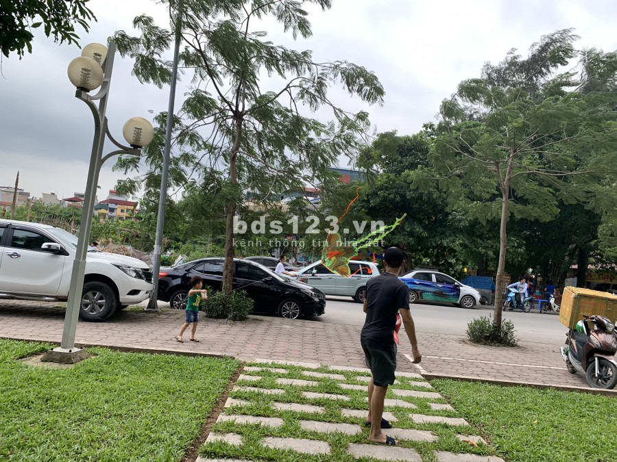 Chính chủ cần bán kiot cửa hàng.chung cư Nam Rice City. Tổ hợp dự án 3 toà Bắc Trung Nam Rice City Tây Nam Linh Đàm. Chủ đầu tư BiG. Căn góc 2 mặt tiền