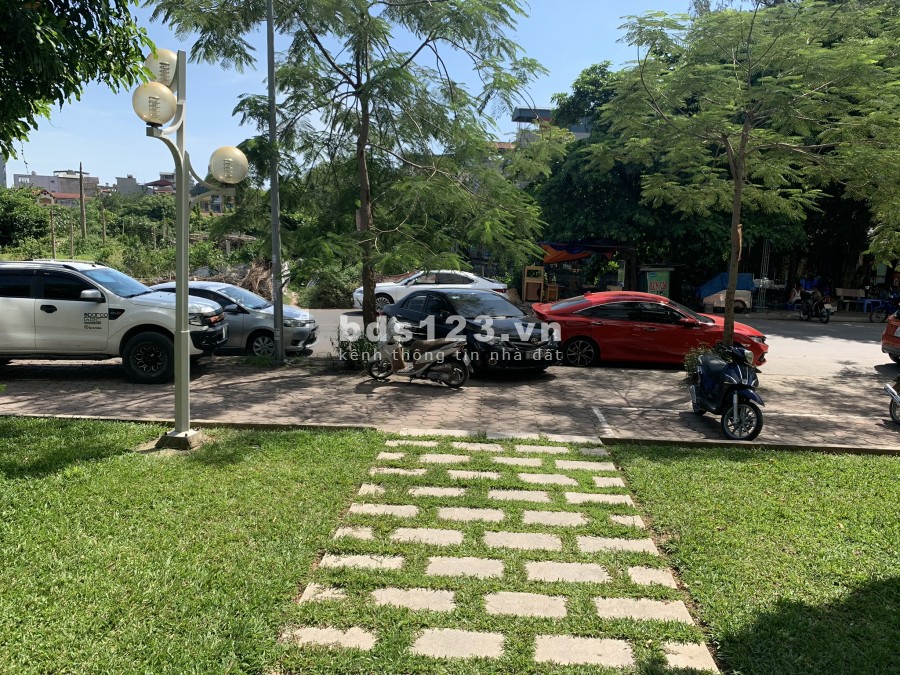Chính chủ cần bán kiot cửa hàng.chung cư Nam Rice City. Tổ hợp dự án 3 toà Bắc Trung Nam Rice City Tây Nam Linh Đàm. Chủ đầu tư BiG. Căn góc 2 mặt tiền