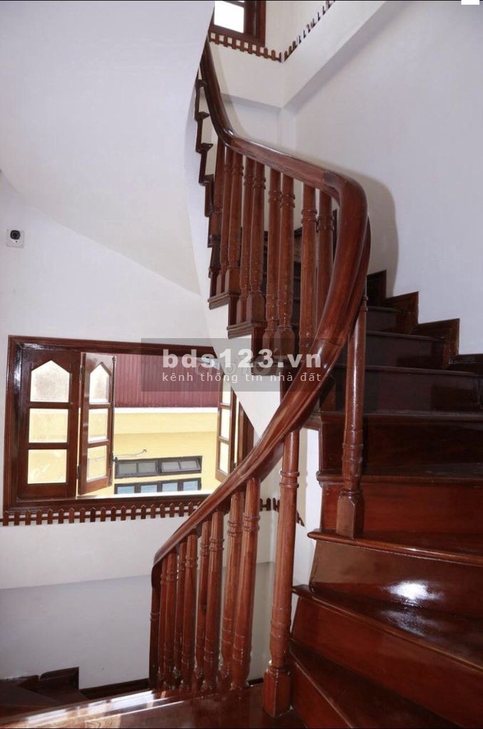 KẸT TIỀN BÁN GẤP HOMESTAY 5 TẦNG THU NHẬP TỐT KIỆT OTO ĐƯỜNG BẾN NGHÉ. LH 0702_788_074
