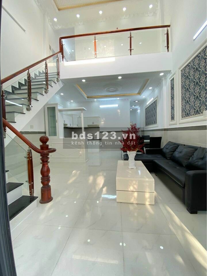 Bán Gấp Nhà 2 Tầng Sổ Hồng Riêng, 2453 Huỳnh Tấn Phát, Nhà Bè, giá 2.99 tỷ, +84.943211439 Ms Hải