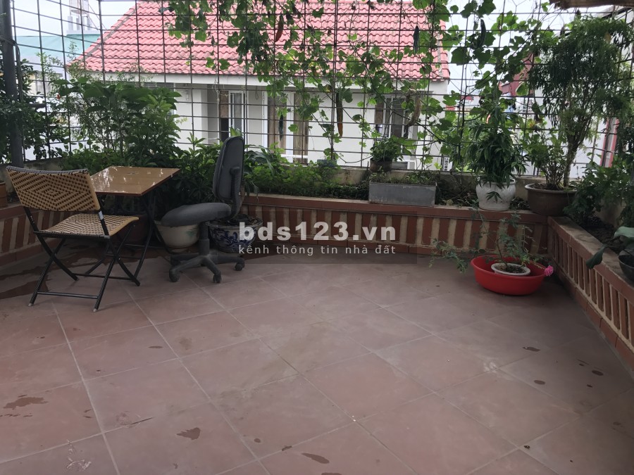 Cho thuê nhà 3 tầng, diện tích 155m, tổ 13 Thạch Bàn