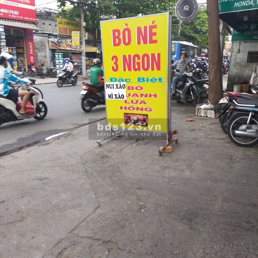 Cần tiền gấp nên sang quán Bò Né ngay mặt tiền Lê Đức Thọ