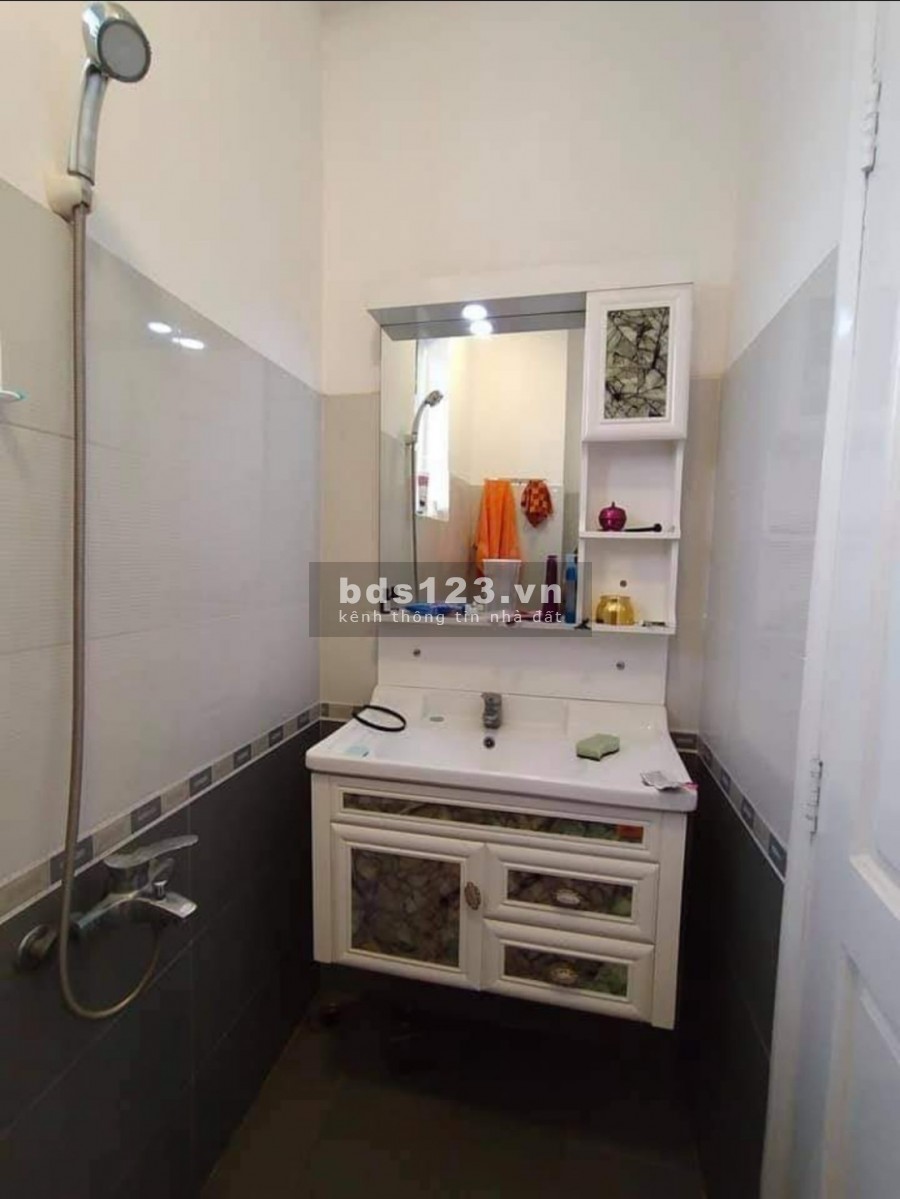 BÁN NHÀ ĐƯỜNG LÊ TRỌNG TẤN, 50M2, GIÁ CHỈ 4.8 TỶ.