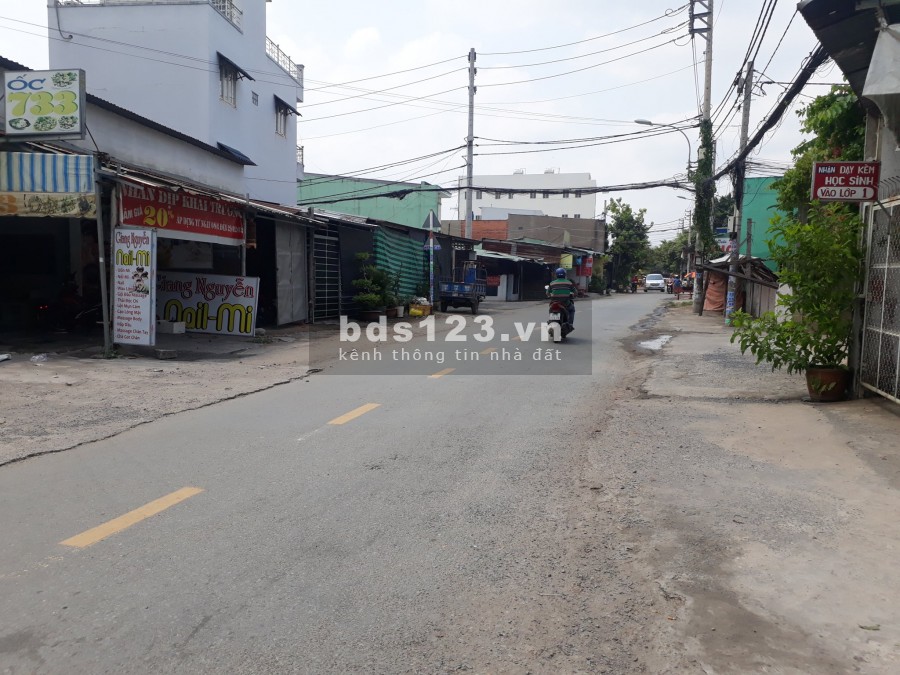Nhà 180m2 thổ cư giá 6.8 tỷ Mặt tiền Tân Xuân Trung Chánh 2