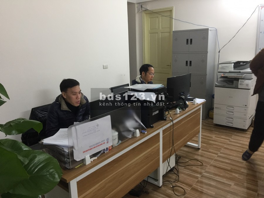 Cho thuê căn hộ 126m2 nhà HH2, phố Dương Đình Nghệ, Yên Hòa, Cầu Giấy