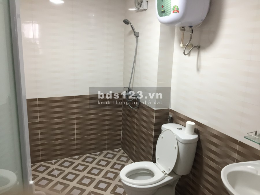 Cho thuê căn hộ 126m2 nhà HH2, phố Dương Đình Nghệ, Yên Hòa, Cầu Giấy