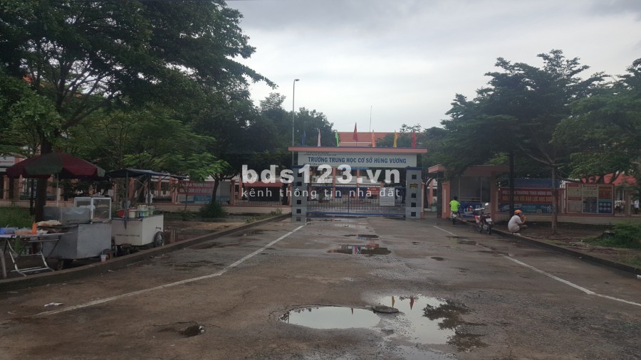 Đất trung tâm Phú Mỹ giá 2tr2/m2, cách cụm cảng Cái Mép chỉ 3km , SHR. LH : 091.333.0147